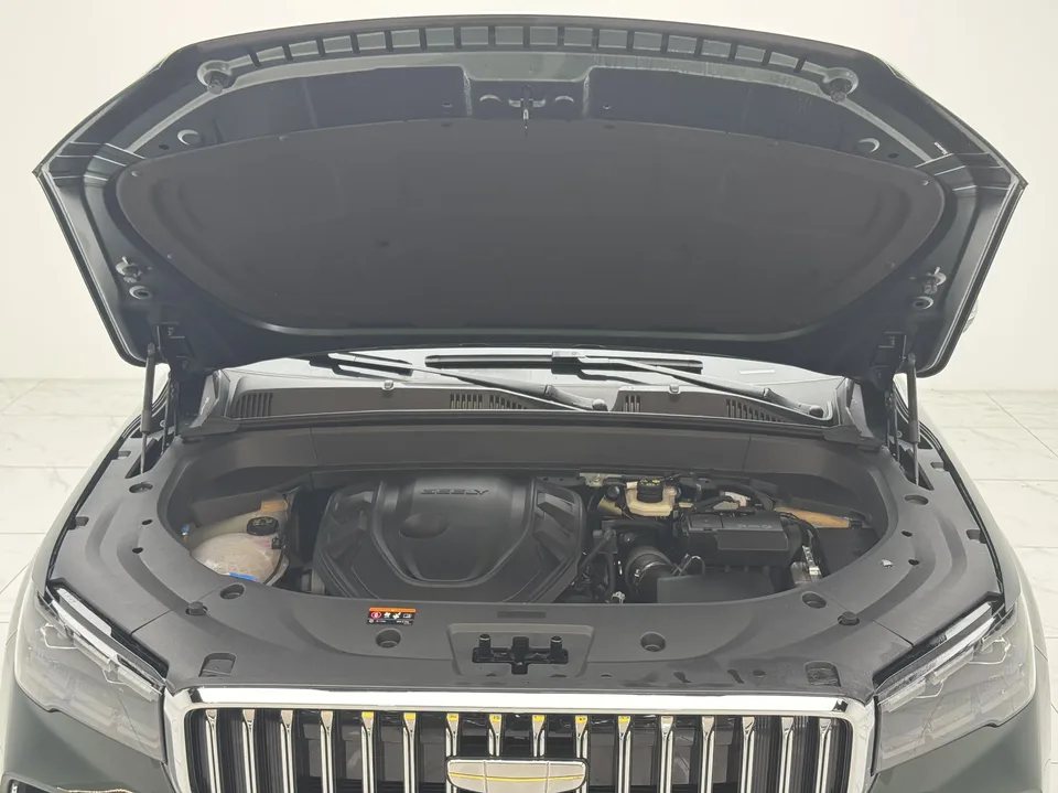 Geely Monjaro Xingyue L 2025 2.0TD High Power Automatic 2WD Dongfang Yao Lanxing Edition 2024 — миниатюра 3