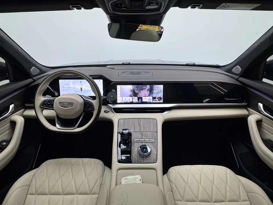 Geely Monjaro Xingyue L 2025 2.0TD High Power Automatic 2WD Dongfang Yao Lanxing Edition 2024 — миниатюра 4