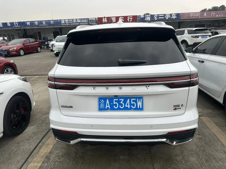Geely Monjaro 2.0TD DCT EVO 2WD flagship model 2023 — миниатюра 2