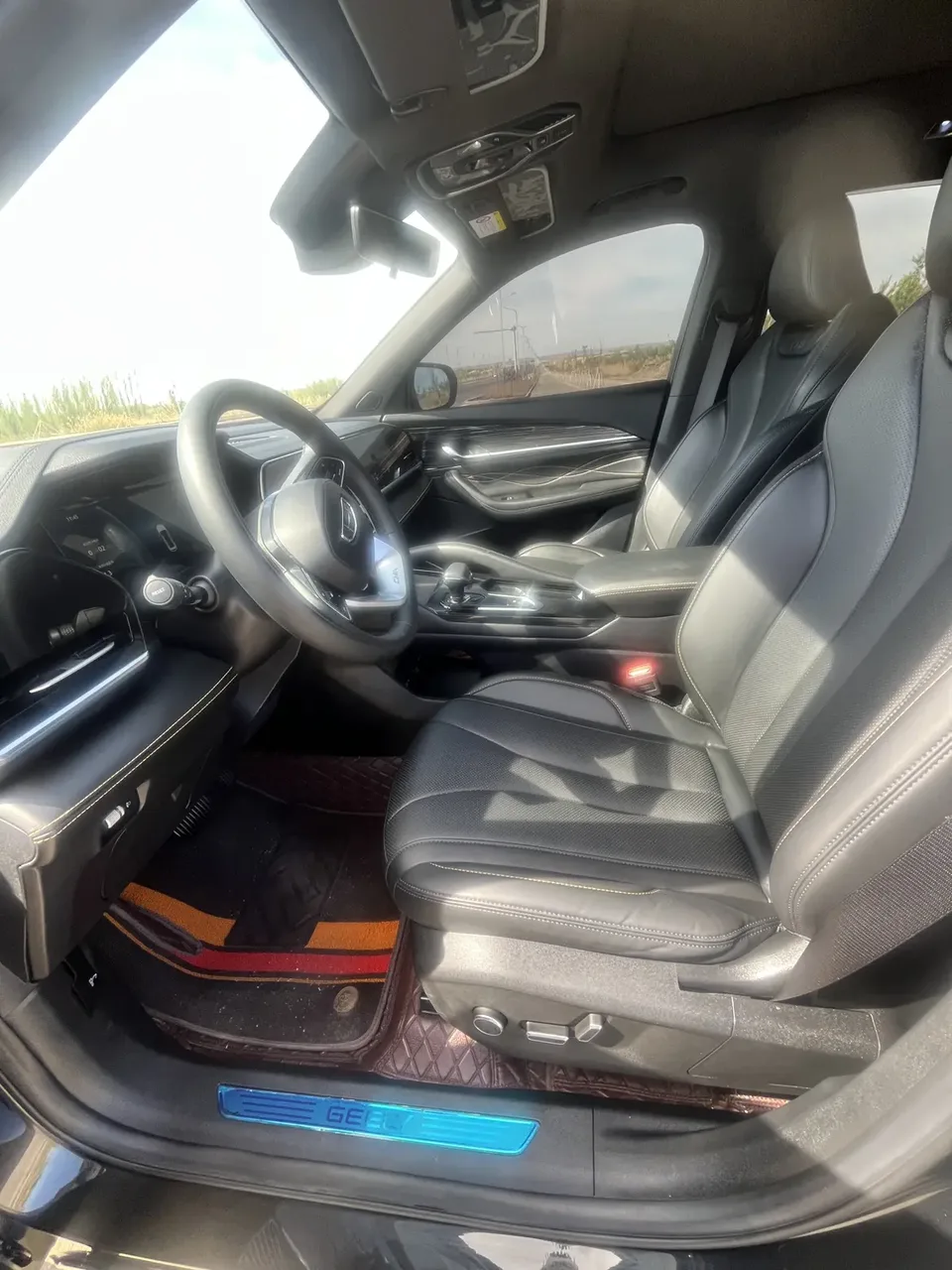 Geely Monjaro 2.0TD DCT EVO 2WD Changfeng Edition 2025 — миниатюра 4