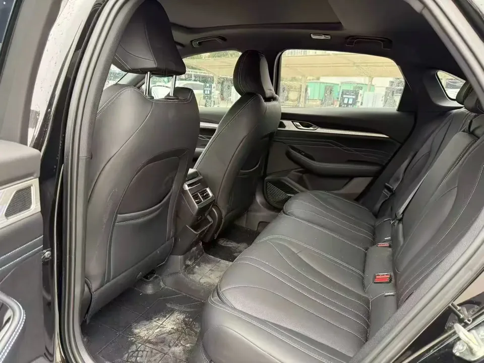 Geely Preface Xing Rui 2025 1.5T Dongfang Yao Fuyao Edition 2024 — thumbnail 3