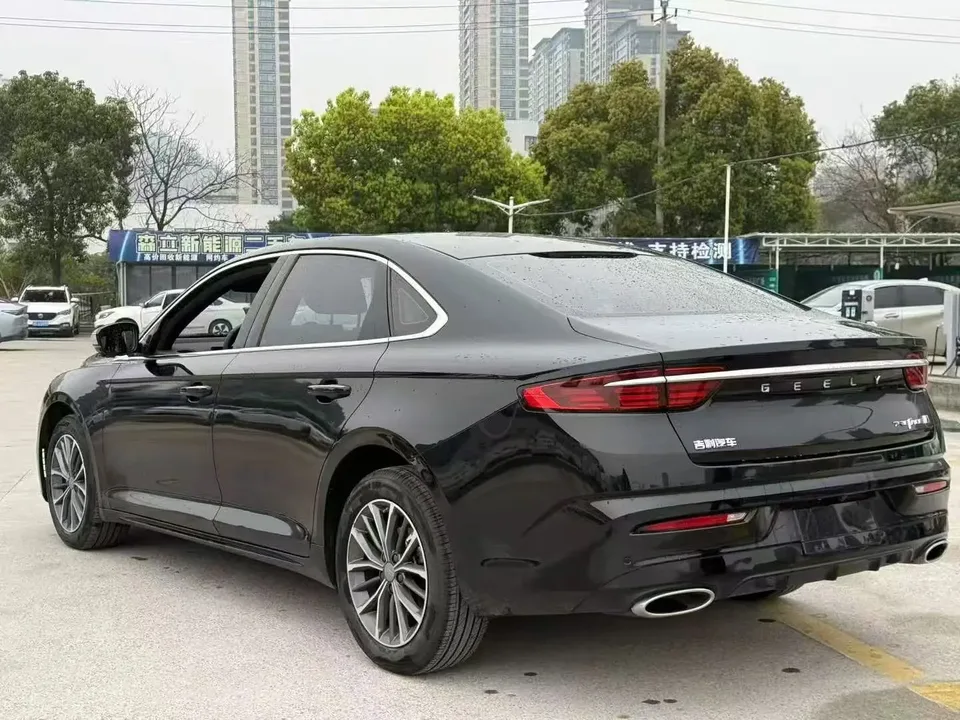 Geely Preface Xing Rui 2025 1.5T Dongfang Yao Fuyao Edition 2024 — thumbnail 4