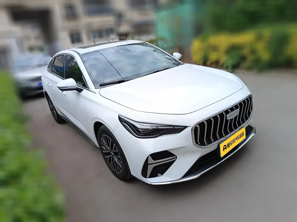 Geely Emgrand high-power basic model 2026 — миниатюра 3