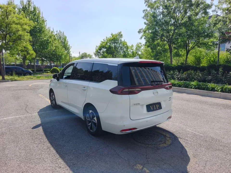 GAC Trumpchi M6 Trumpchi M6 2021 270T automatic exclusive version 7 seats 2022 — миниатюра 4