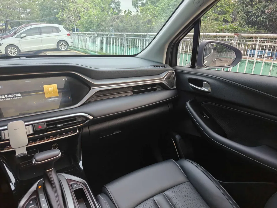 GAC Trumpchi GS4 Trumpchi GS4 2022 270T Automatic Intelligent Mobility Technology Edition 2022 — миниатюра 3