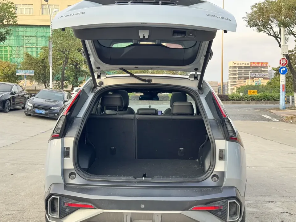 GAC Trumpchi Shadowcool 1.5T Supernova Pro Edition 2023 — миниатюра 5