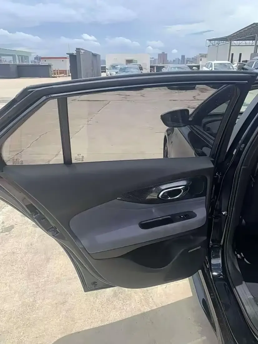 GAC Trumpchi Shadow Leopard 400T Automatic R Max Edition 2023 — миниатюра 4