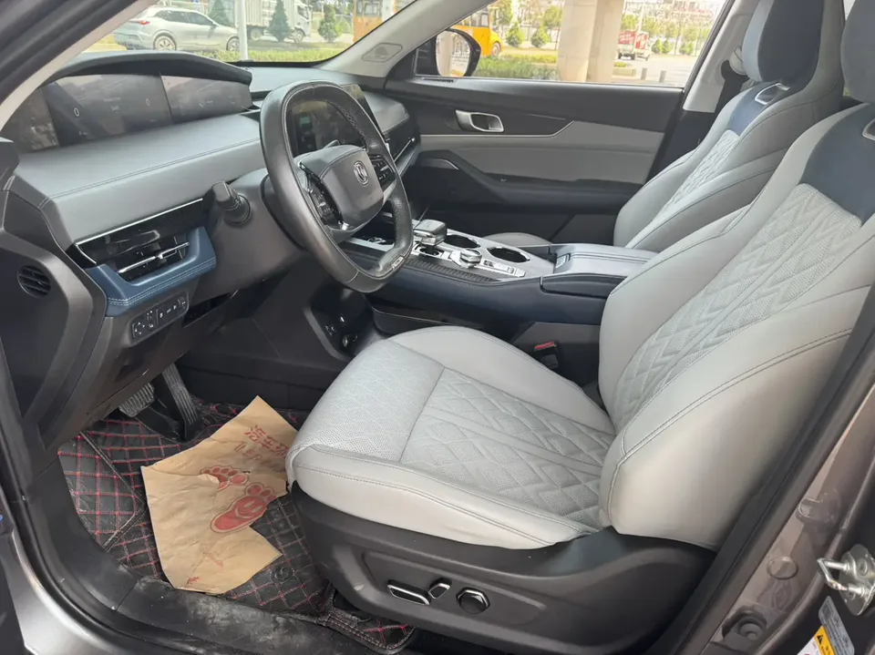 Changan UNI-K Blue Whale iDD 1.5T 130km Excellence Edition 2023 — миниатюра 4