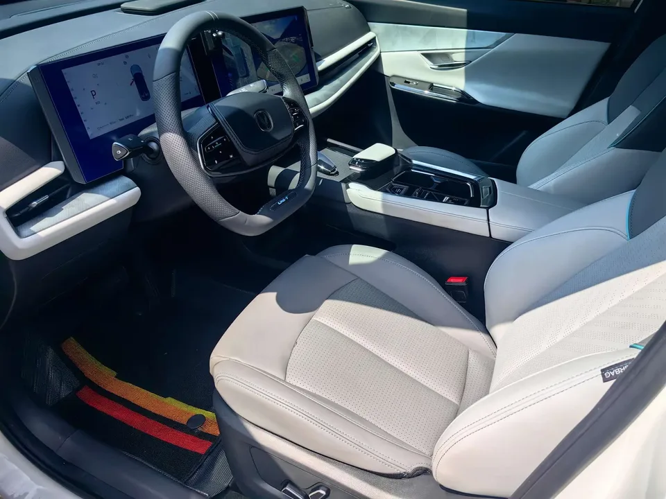Changan UNI-T Second Generation 1.5T Premium Edition 2023 — миниатюра 3
