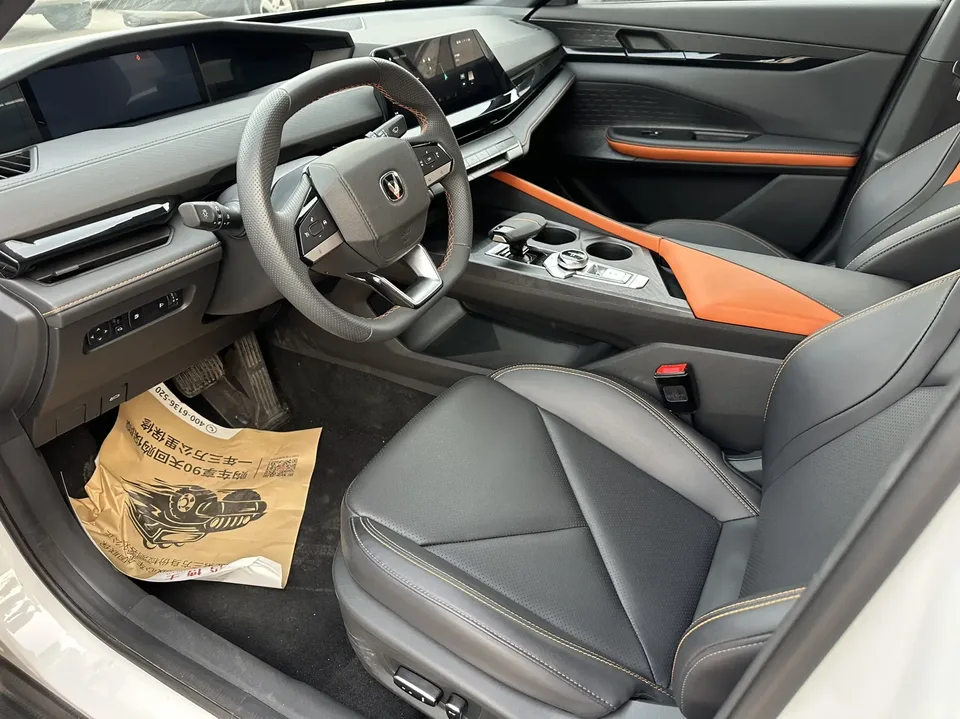 Changan UNI-V iDD 113km Smart Fun Edition 2024 — миниатюра 5