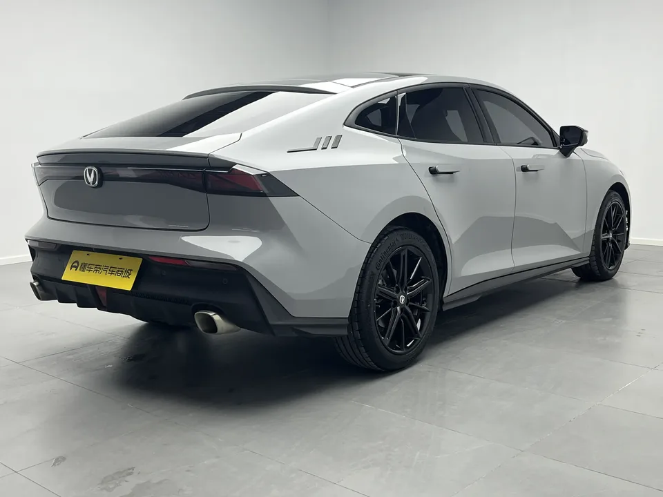 Changan UNI-V Changan UNI-V 2023 1.5T Premium 2024 — thumbnail 5