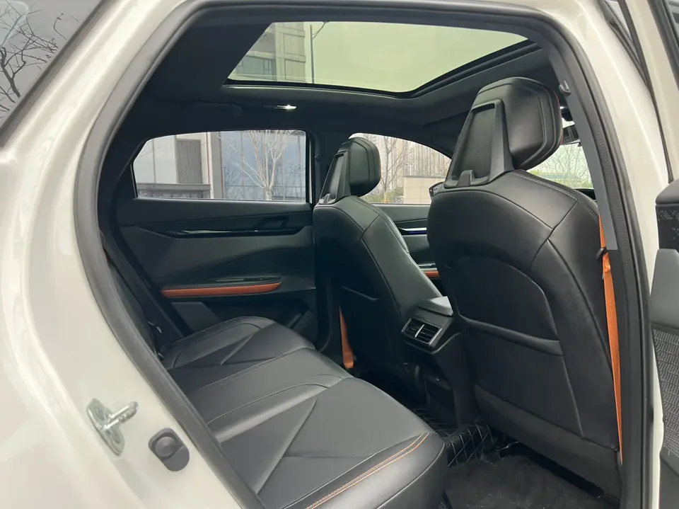 Changan UNI-V 1.5T Smart Pilot Edition 2022 — миниатюра 5
