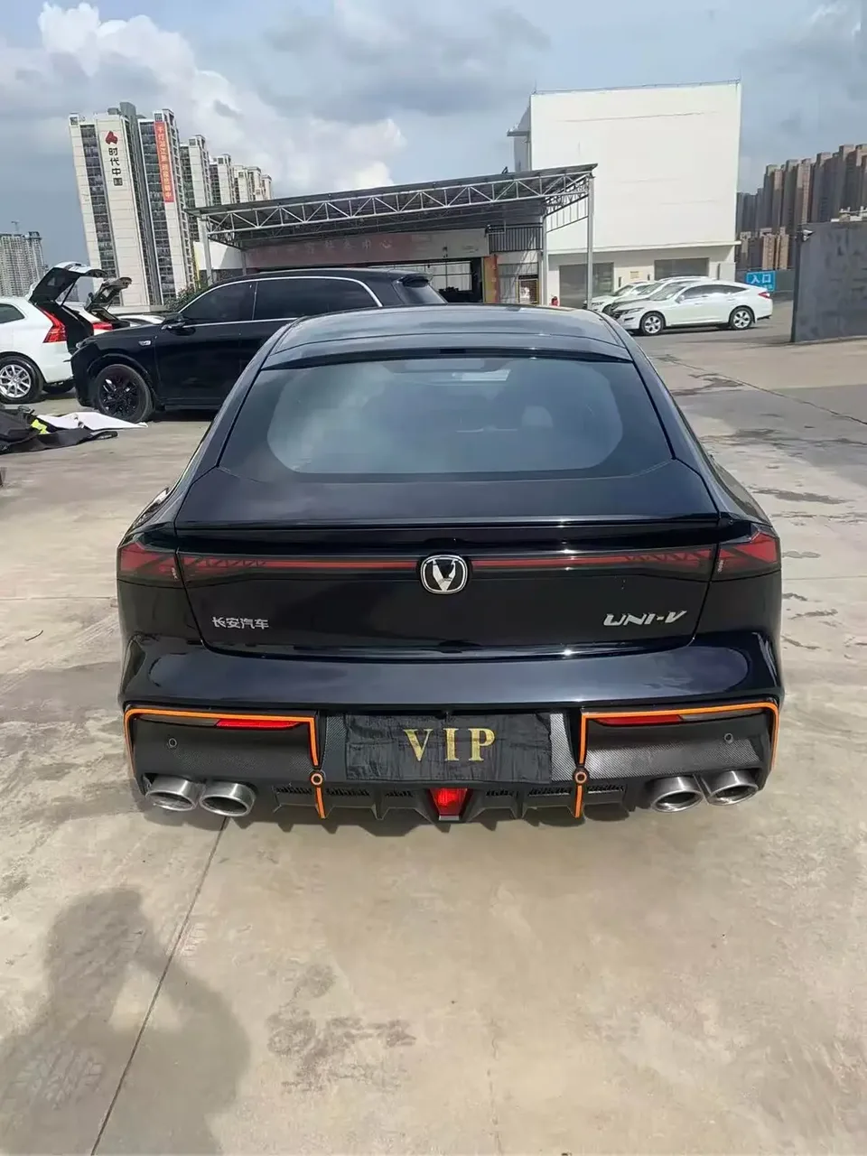 Changan UNI-V Changan UNI-V 2023 1.5T Sports Edition 2024 — thumbnail 2