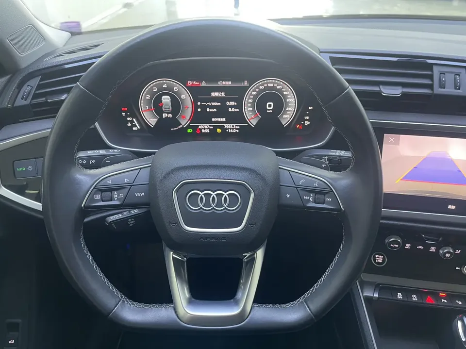 Audi Q3 Audi Q3 2022 35 TFSI Fashionable and Dynamic 2022 — миниатюра 4