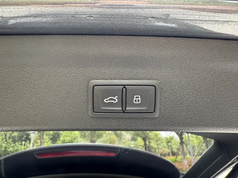 Audi Q3 Audi Q3 2023 35 TFSI Fashionable and Dynamic 2023 — миниатюра 3