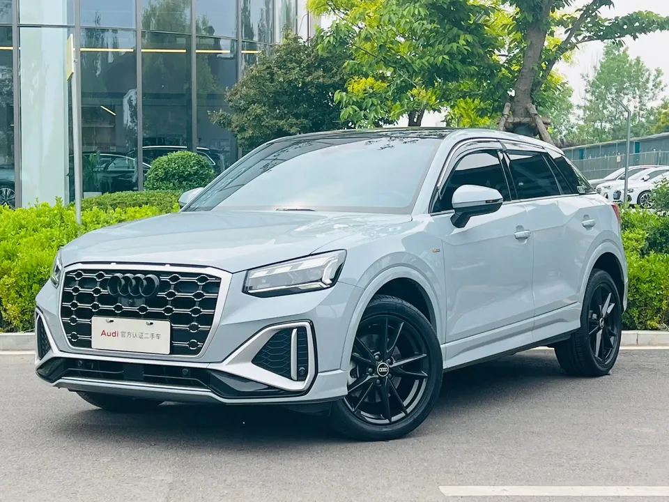 Audi Q2L 2024