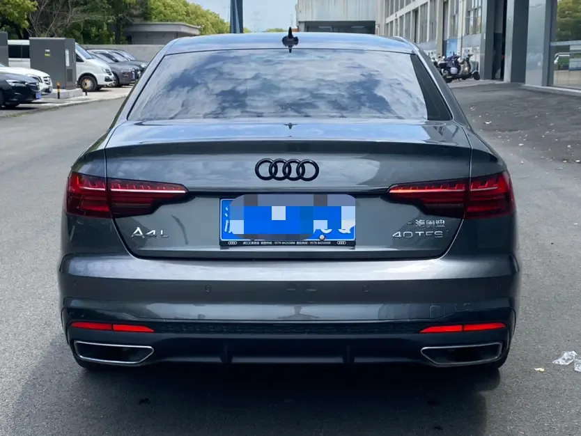 Audi a4 l A4L 2022 Audi A4L 2022 40 TFSI Fashion Dynamic Edition 2022 — thumbnail 2