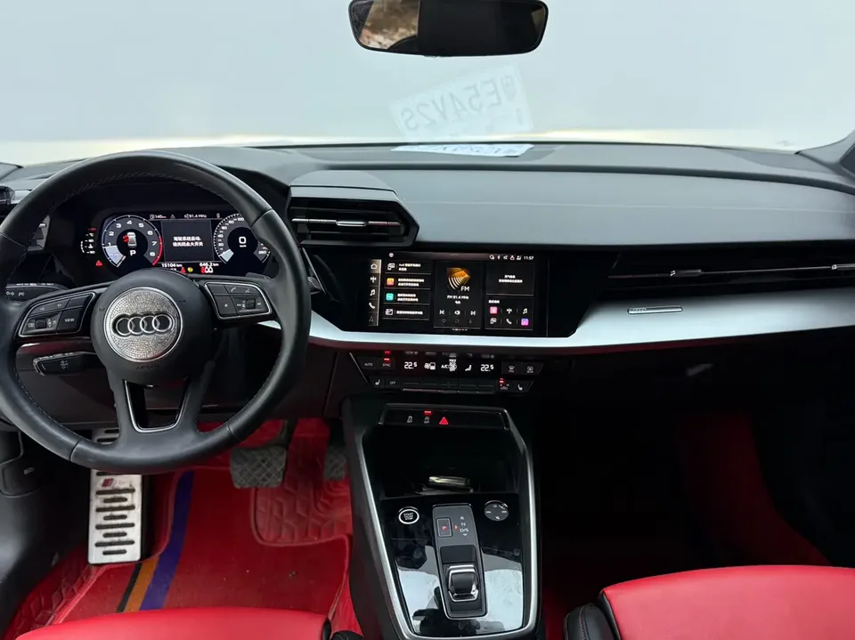 Audi A3 A3L Limousine 35 TFSI aggressive and sporty 2022 — миниатюра 4