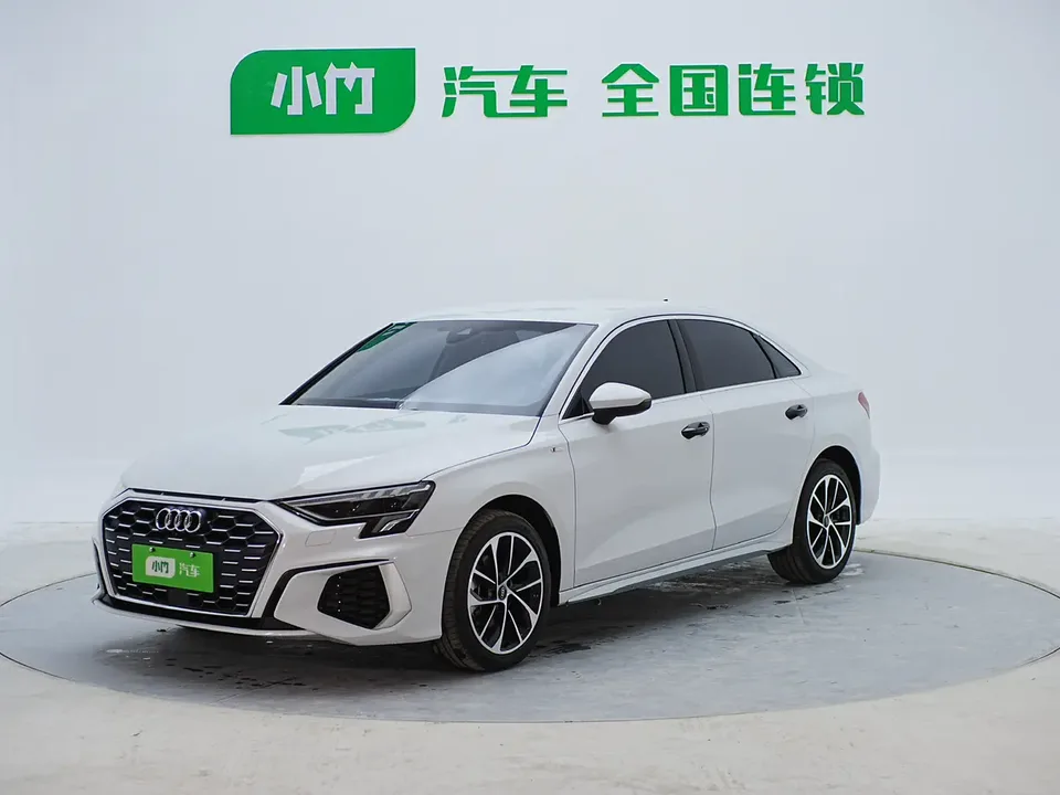 Audi A3 A3L Limousine 35 TFSI aggressive and sporty 2022 — фото 1, купить с доставкой в Москву