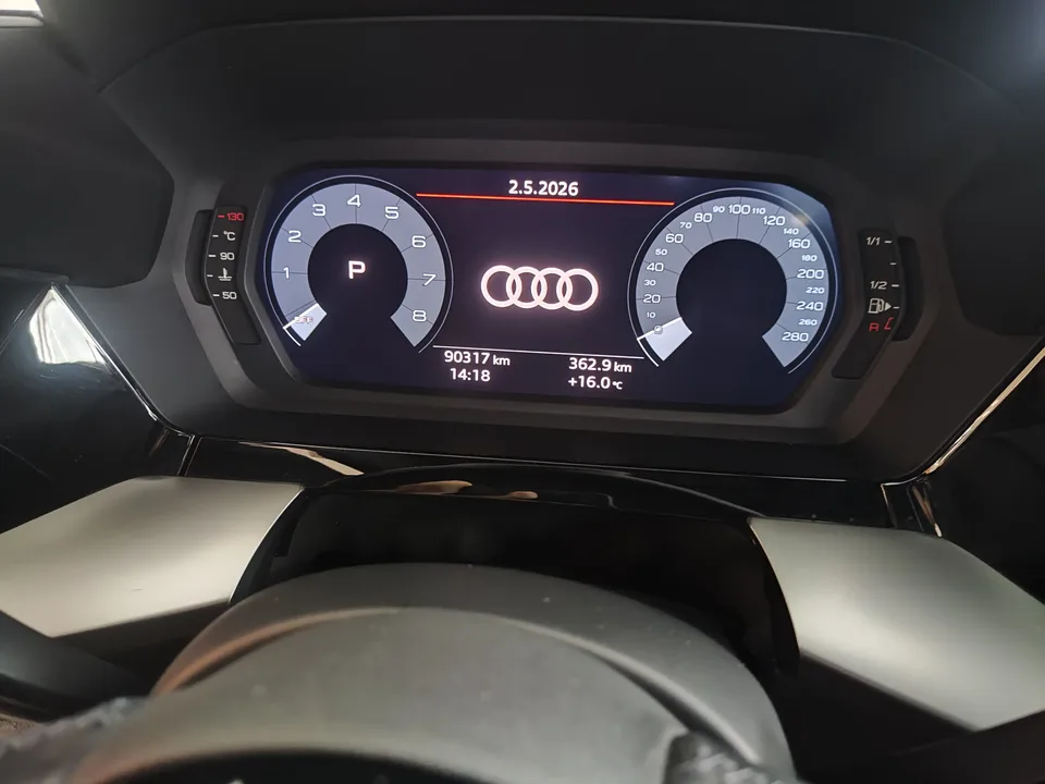 Audi A3 facelift A3L Limousine 35 TFSI aggressive and elegant model 2023 — миниатюра 3