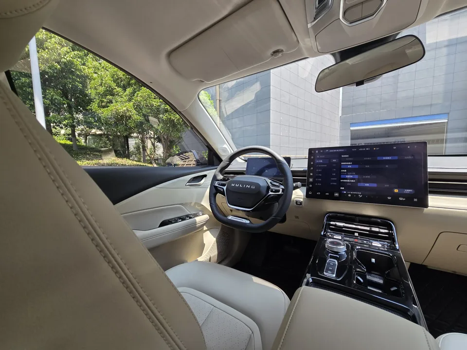 Wuling Starlight PHEV 150 Advanced Edition 2025 — миниатюра 3