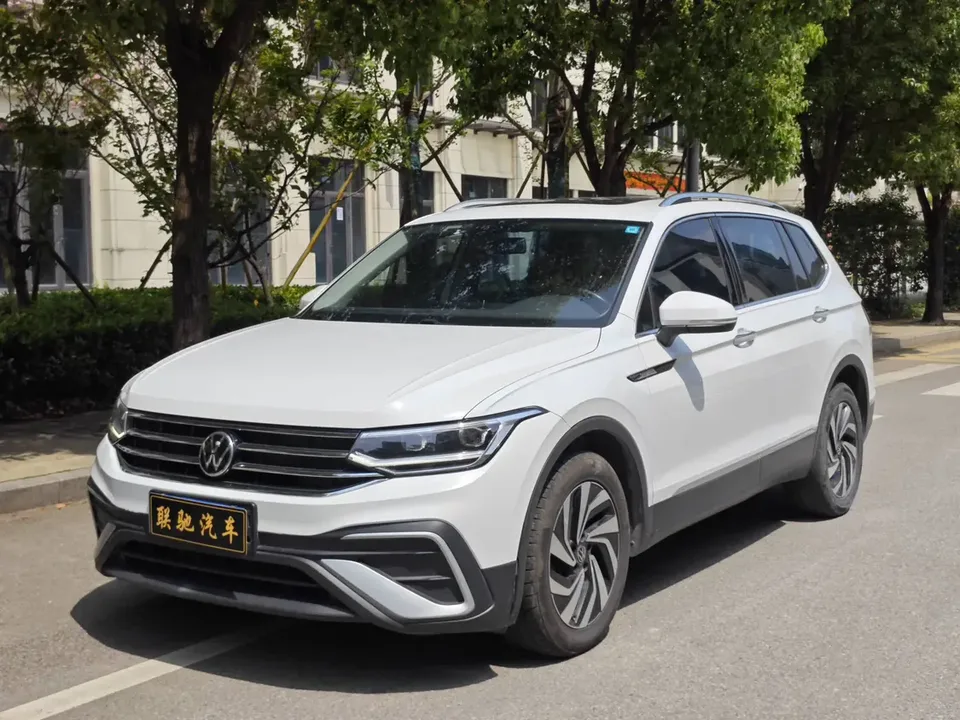 Volkswagen Tiguan L 2023