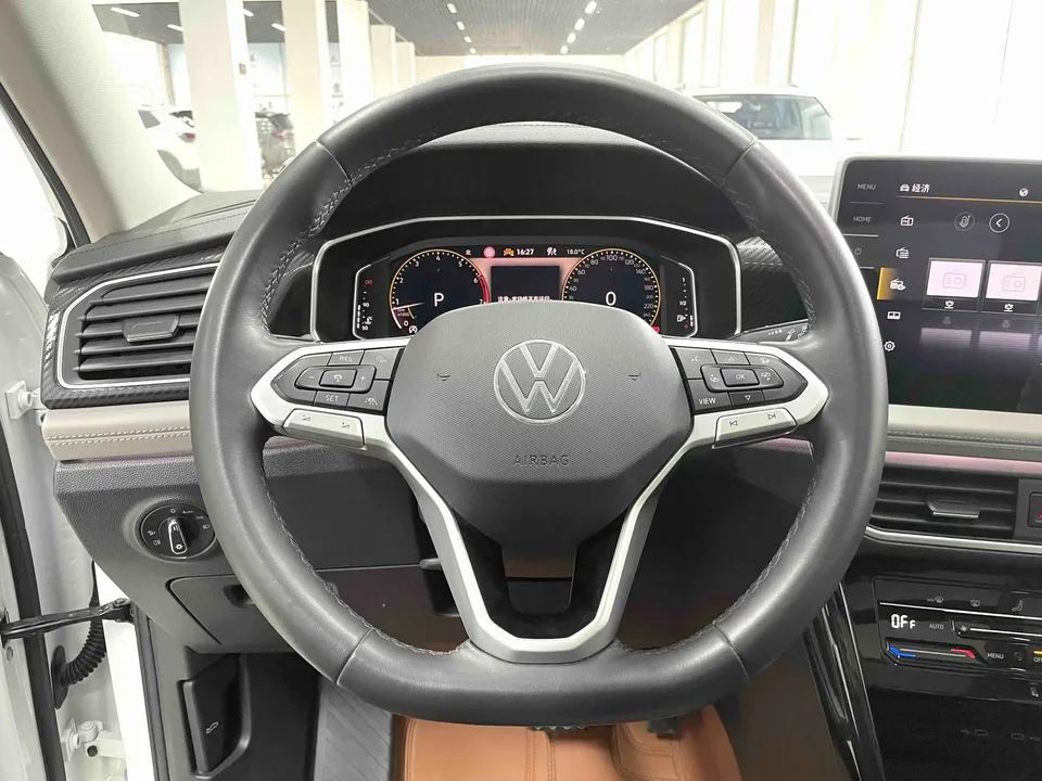 Volkswagen Tayron Tanyue 2023 280TSI 2WD Luxury Plus Advanced Edition 2022 — миниатюра 5