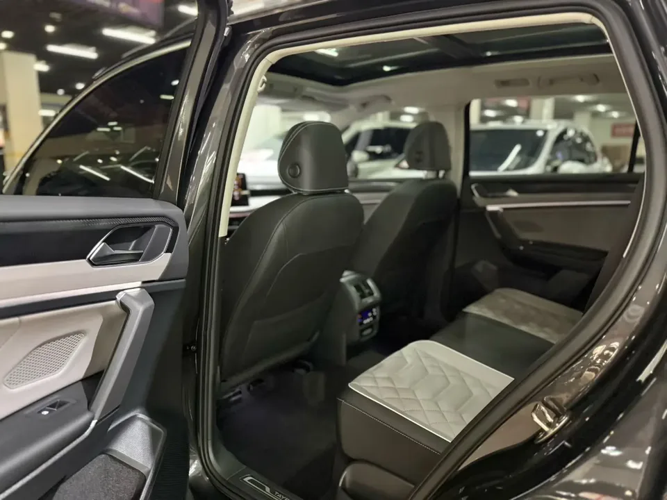 Volkswagen Tayron Tanyue 2024 330TSI 2WD Luxury Plus Advanced Edition 2024 — миниатюра 3