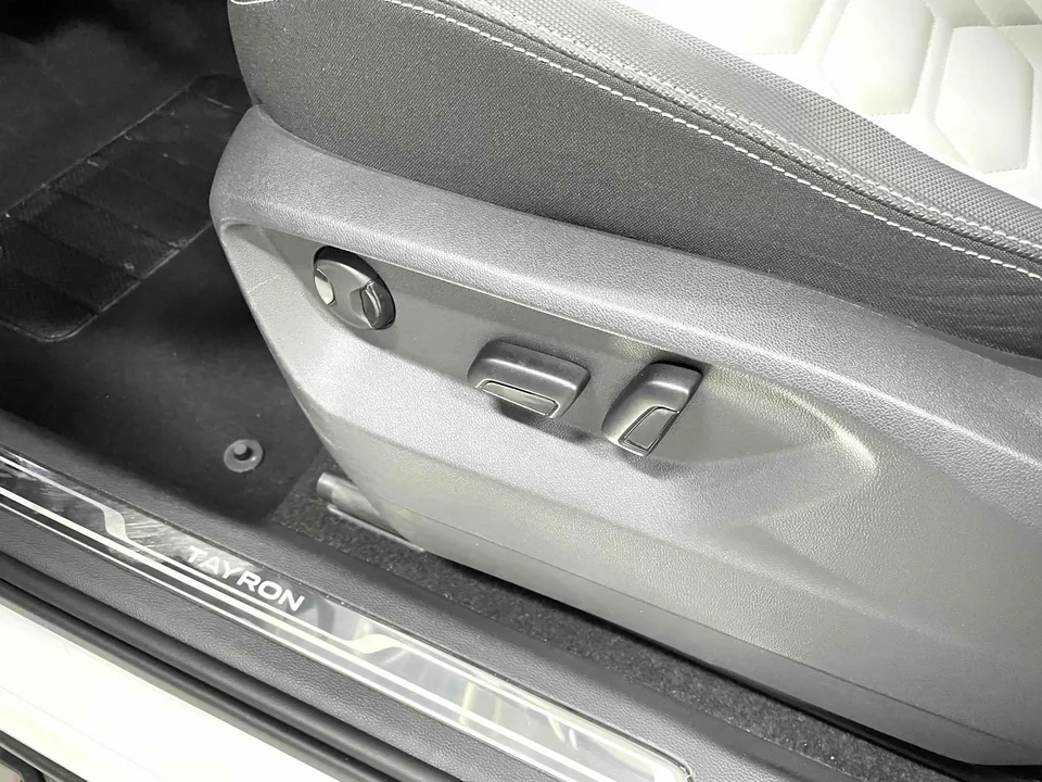 Volkswagen Tayron Tanyue 2023 280TSI 2WD Luxury Plus Advanced Edition 2022 — миниатюра 4