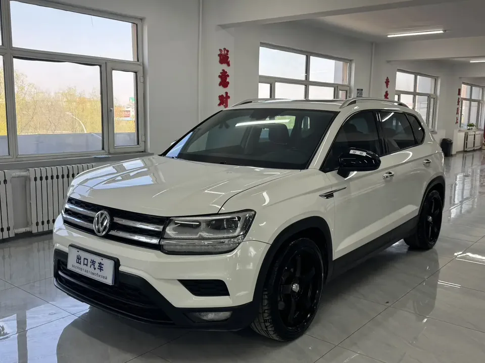 Volkswagen Tharu 280TSI two-wheel drive flagship version 2023 — фото 1, купить с доставкой в Москву