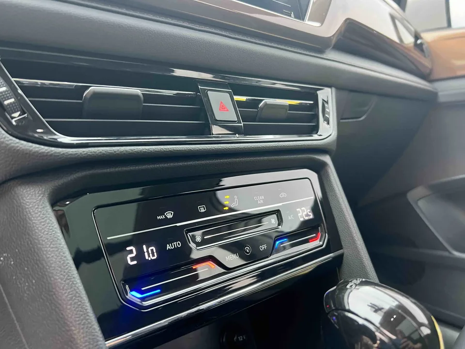 Volkswagen Tharu Tharu 2021 2021 Tuyue 280TSI 2WD Comfort Edition 2022 — thumbnail 4
