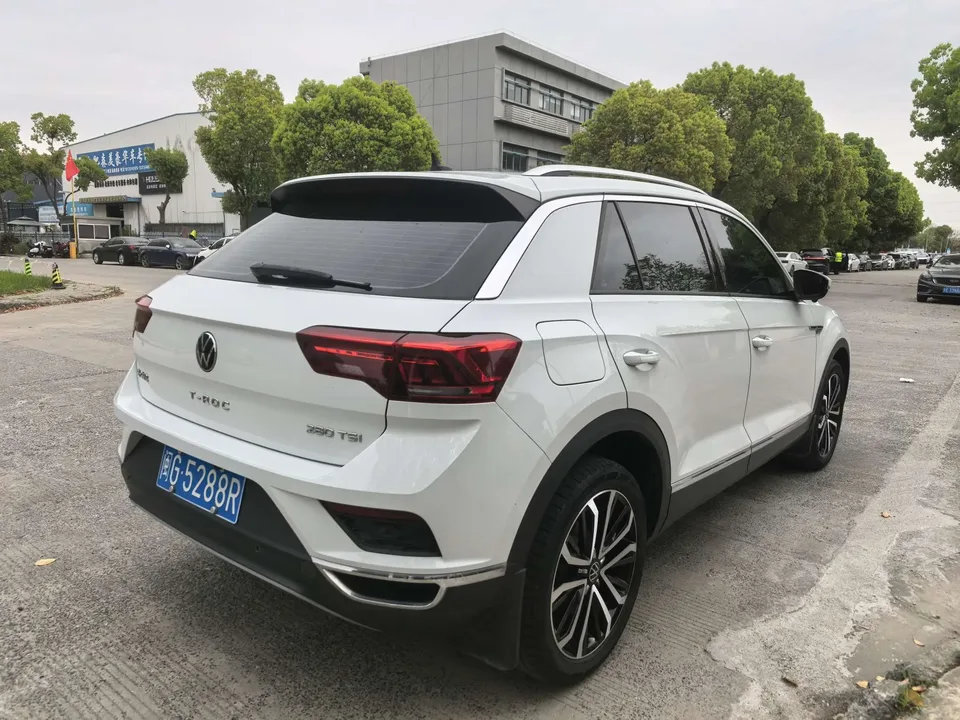Volkswagen T-Roc Tange 280TSI DSG two-wheel drive comfort PLUS 2023 — миниатюра 2