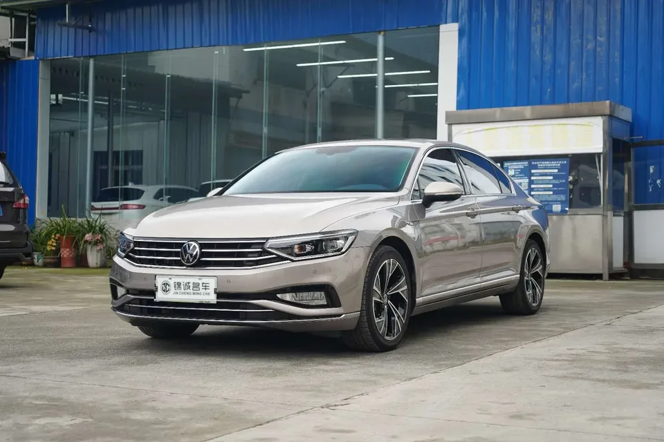 Volkswagen Magotan 2022