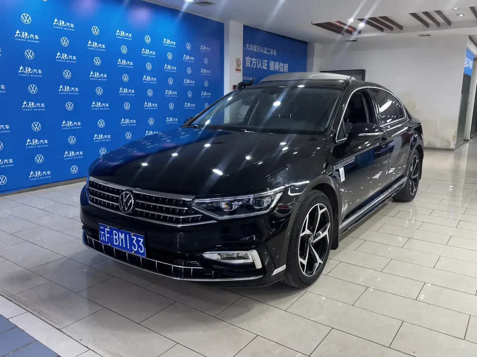 Volkswagen Magotan 2024