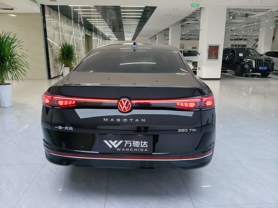 Volkswagen Magotan Magotan 2024 380TSI Supreme Edition 2024 — миниатюра 2