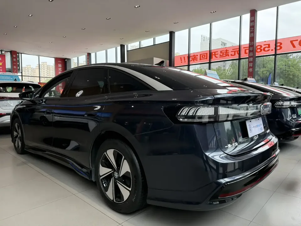 Volkswagen ID.7 VIZZION ID.7 VIZZION 2024 AIR version 2024 — миниатюра 2