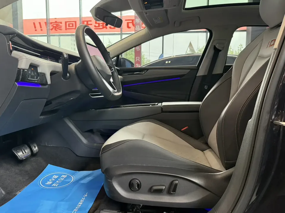 Volkswagen ID.7 VIZZION ID.7 VIZZION 2024 AIR version 2024 — миниатюра 4