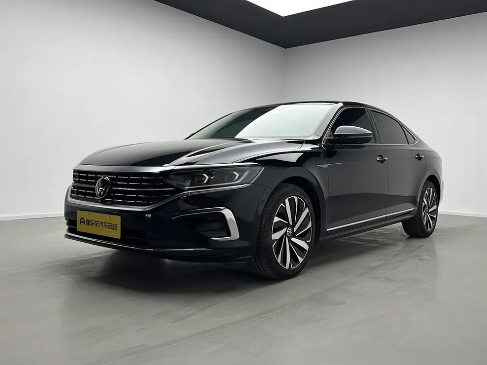 Volkswagen Passat 2023