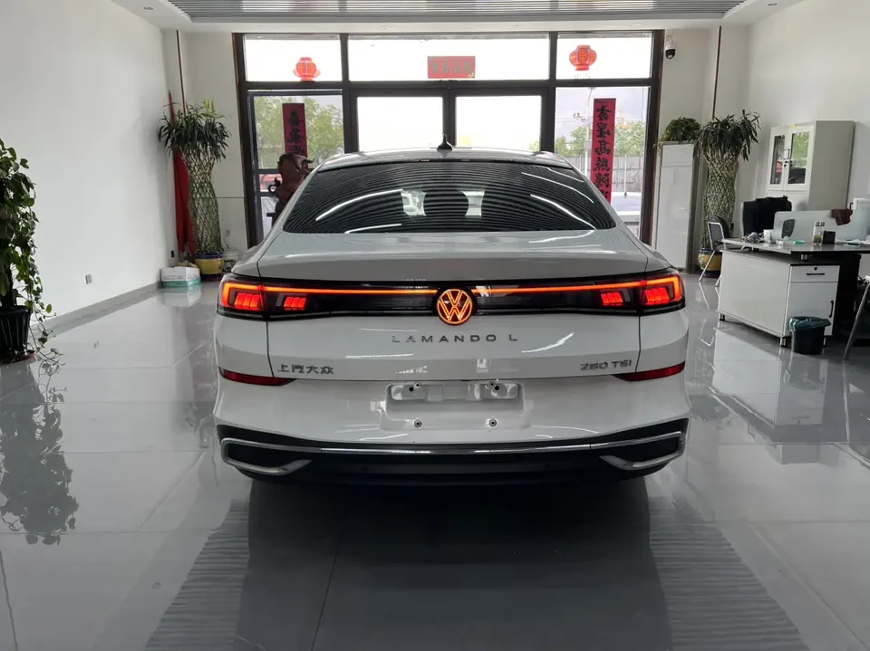 Volkswagen Lamando Lingdu Lingdu L 280TSI DSG Cool Edition 2023 — миниатюра 2