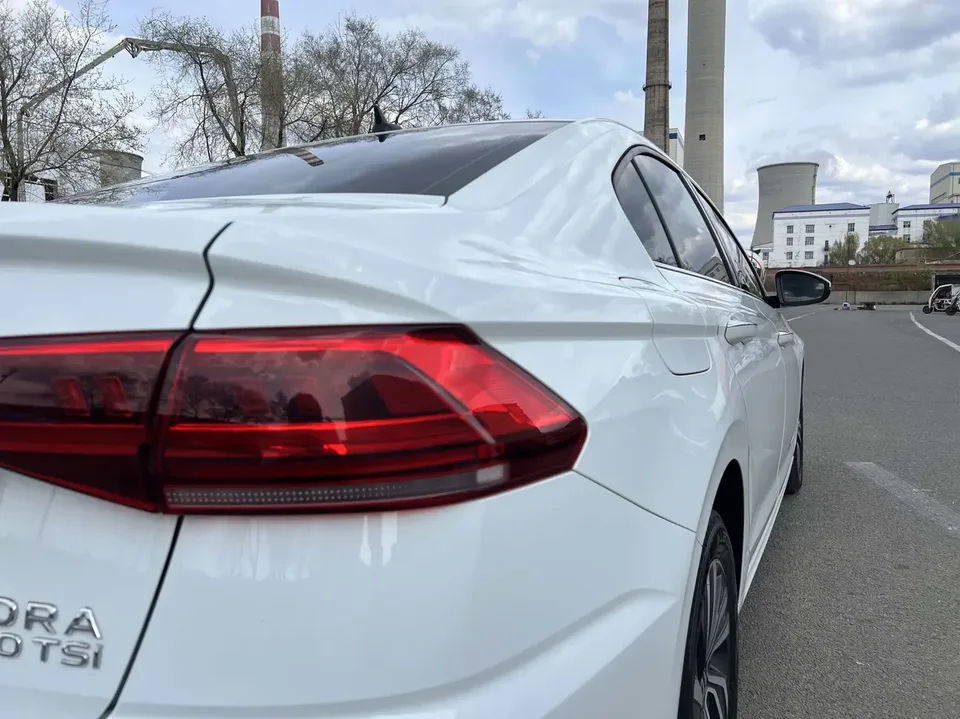 Volkswagen Bora Bora 2023 200TSI DSG Smart Edition 2023 — миниатюра 3
