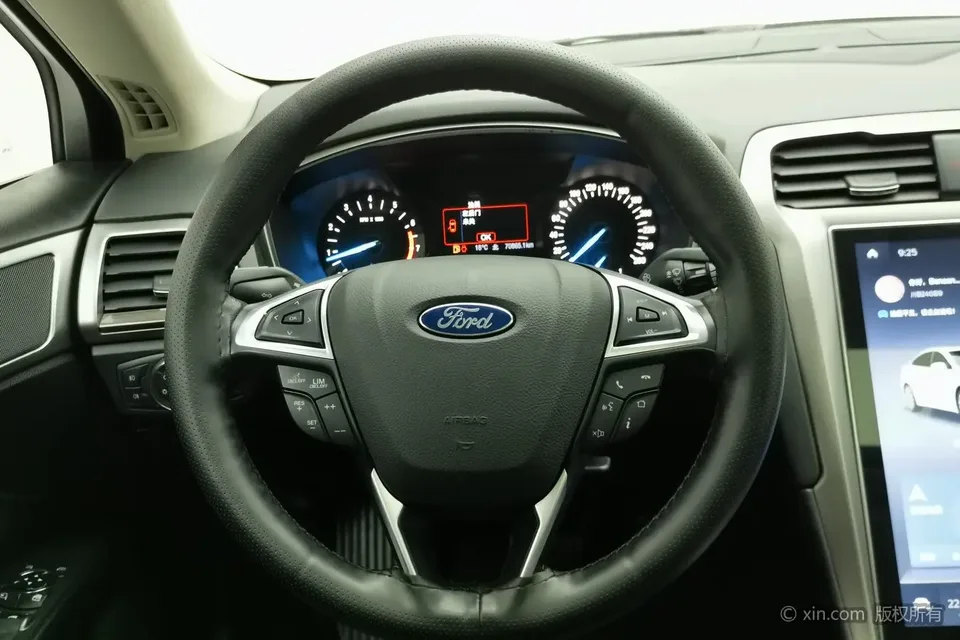 Ford Mondeo Mondeo EcoBoost 180 Fashion Edition 2022 — миниатюра 3