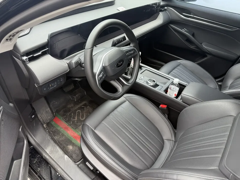 Ford Mondeo Mondeo 2025 EcoBoost 180 Luxury 2025 — миниатюра 3