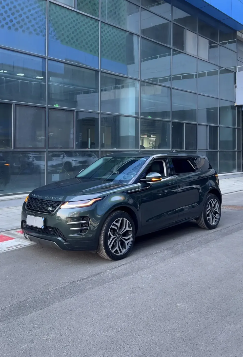 Land Rover Range Rover Evoque 2023