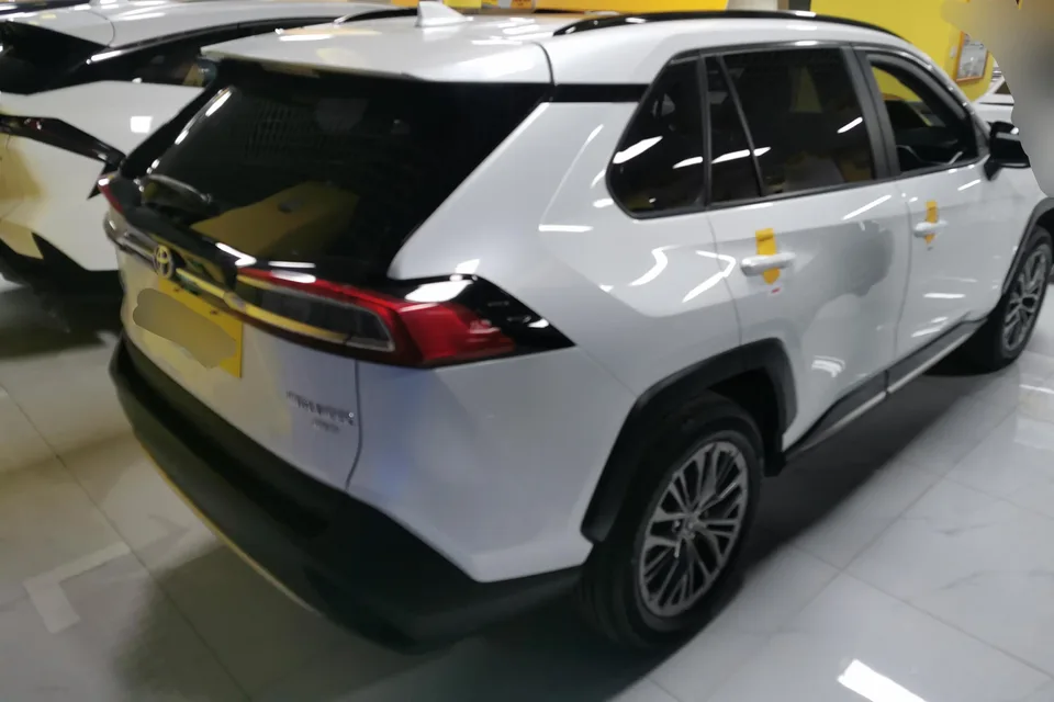 Toyota Willanda 2.0L four-wheel drive luxury PLUS version 2023 — миниатюра 3