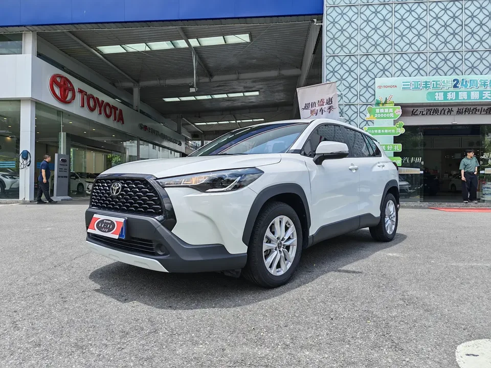 Toyota CorollaCross 2.0L CVT Elite Edition 2023 — миниатюра 2