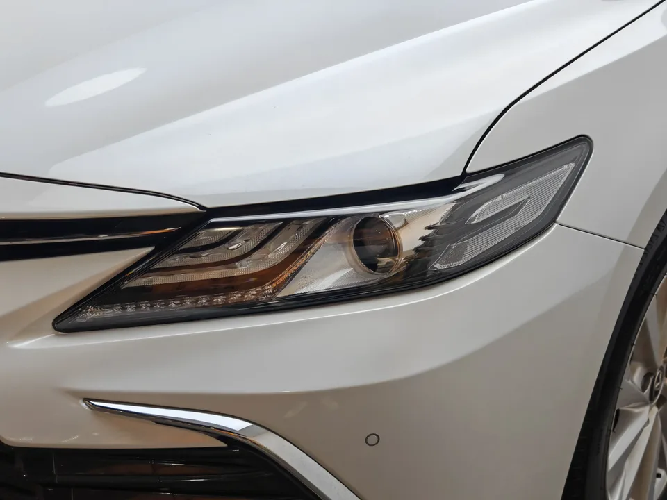 Toyota Camry 2.0G Deluxe Edition 2022 — миниатюра 4