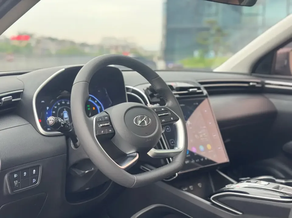 Hyundai tucson l Tucson 2023 Tucson 2023 Tucson L 1.5T DLX 2WD Luxury Edition 2023 — миниатюра 4