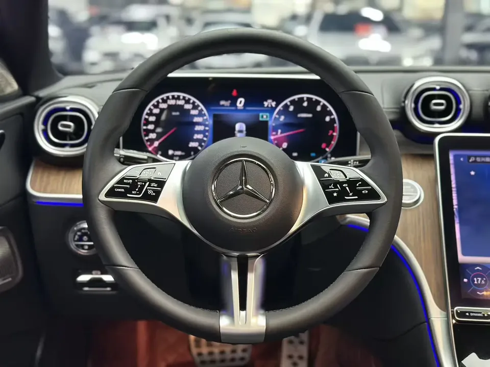 Mercedes-Benz Mercedes Benz C Class facelift C 260 L 2023 — миниатюра 3