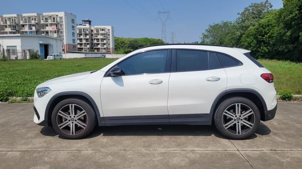 Mercedes-Benz GLA GLA 220 4MATIC 2022 — миниатюра 3