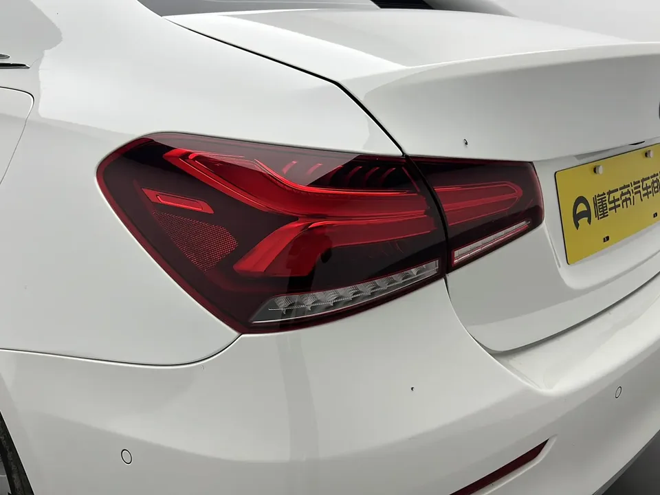Mercedes-Benz Mercedes Benz A Class Mercedes-Benz A-Class 2022 A 200 L sports sedan dynamic version 2022 — миниатюра 2
